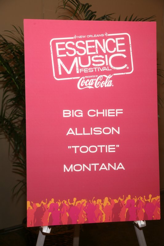 Essence 064.jpg