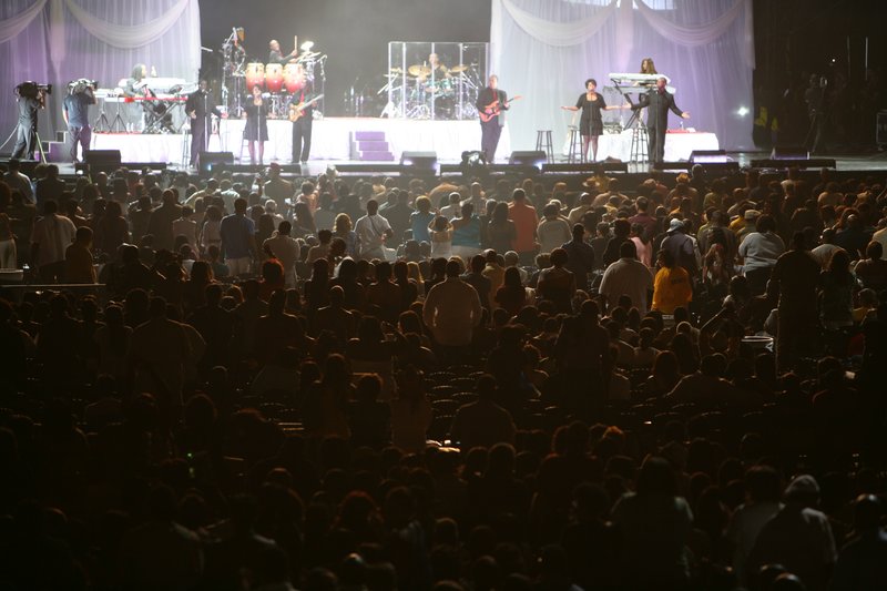 Essence 904.jpg