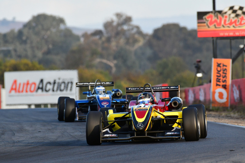 500_0758(1).jpg :: 21  Ryan Macmillan (QLD)     SP Tools/Tim Macrow Racing     Dallara F308/11  