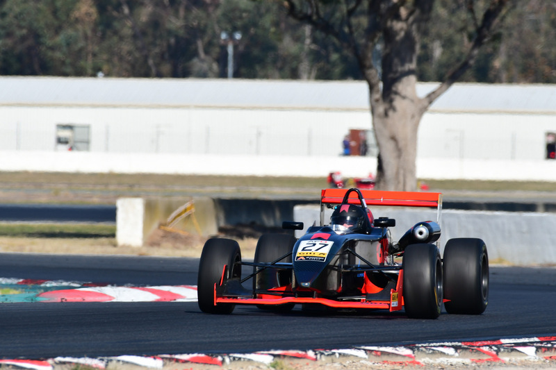 500_7478(1).jpg :: 27  George Kantzios          GK Racing                      Dallara F304  