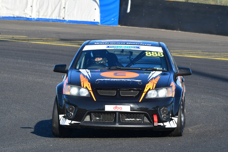 500_9165(1).jpg :: 888  Wokman Racing                  Brandon Wan Lum          Holden VE  