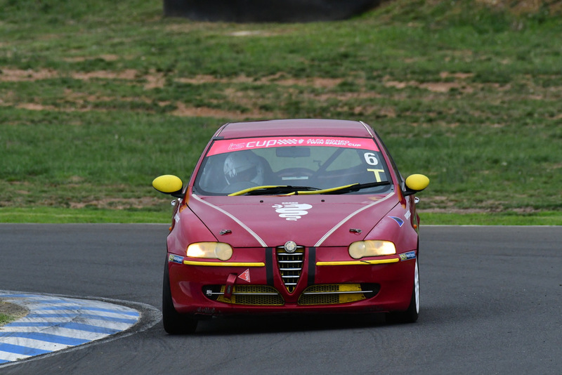 Alfa Feb 2026-077.jpg ::  6  David McKee (NSW)        SOS - Services On Site / Clay  Alfa Romeo 147