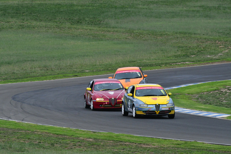Alfa Feb 2026-097.jpg ::  8  Richard McKee (NSW)      SOS - Services On Site / Clay  Alfa Romeo 147 Twin