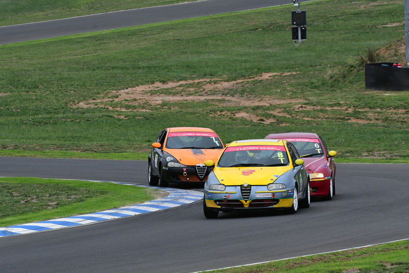 Alfa Feb 2026-102.jpg ::  8  Richard McKee (NSW)      SOS - Services On Site / Clay  Alfa Romeo 147 Twin