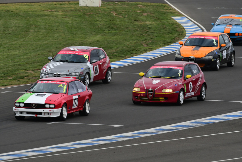 Alfa Feb 2026-160.jpg ::  6  David McKee (NSW)        SOS - Services On Site / Clay  Alfa Romeo 147