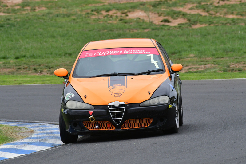 Alfa Feb 2026-247.jpg ::  7  Rob McKee (NSW)          Clay Business Solutions / SOS  Alfa Romeo 147 Twin 