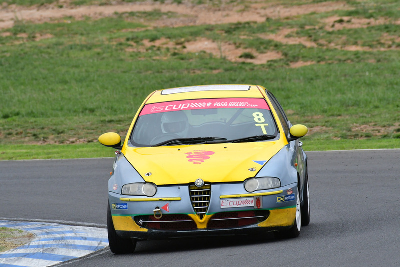 Alfa Feb 2026-248.jpg ::  8  Richard McKee (NSW)      SOS - Services On Site / Clay  Alfa Romeo 147 Twin