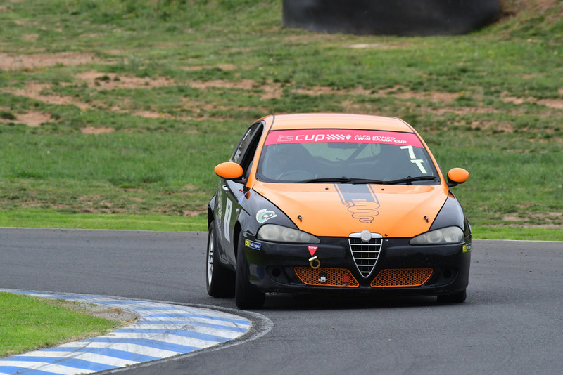 Alfa Feb 2026-262.jpg ::  7  Rob McKee (NSW)          Clay Business Solutions / SOS  Alfa Romeo 147 Twin 