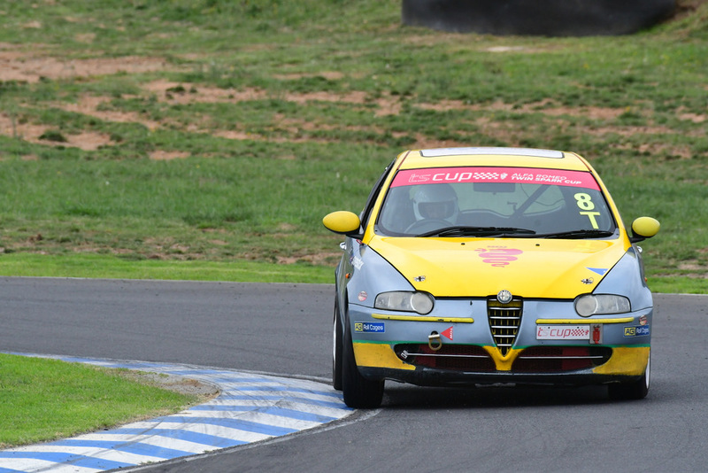 Alfa Feb 2026-264.jpg ::  8  Richard McKee (NSW)      SOS - Services On Site / Clay  Alfa Romeo 147 Twin