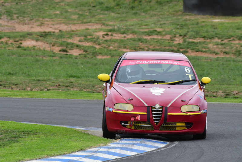 Alfa Feb 2026-280.jpg ::  6  David McKee (NSW)        SOS - Services On Site / Clay  Alfa Romeo 147