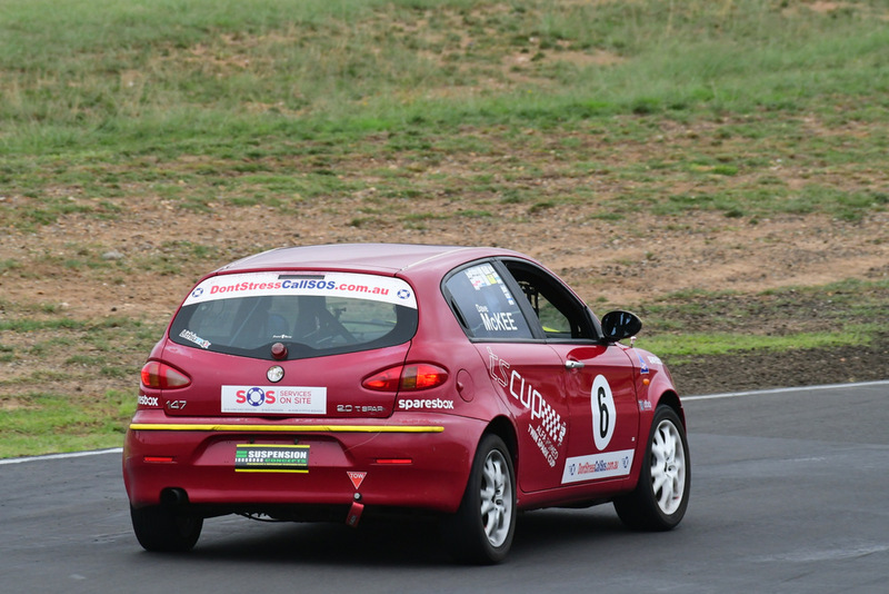 Alfa Feb 2026-303.jpg ::  6  David McKee (NSW)        SOS - Services On Site / Clay  Alfa Romeo 147