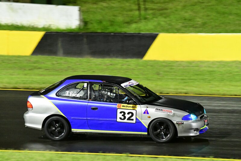 DSC_7247(2).jpg :: 32  Todd Ford (NSW)          W32Motorsport                  Hyundai Excel