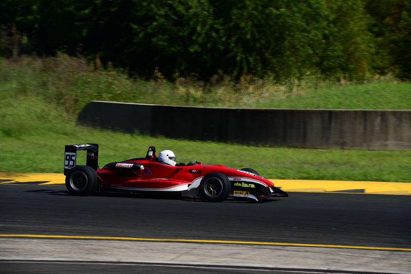 FC1 March 2026-320(1).jpg :: 95  Shayne Morrow (NSW)      Smjplastering                  Dallara Formula 3