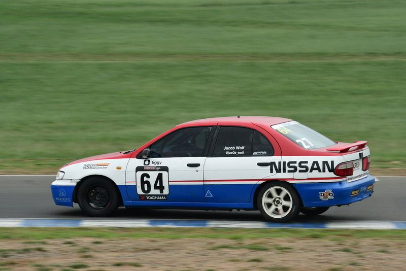 FOS_2587.jpg :: 64  Jacob Wolf (NSW)         sprayfoam.com.au               Nissan Pulsar N15