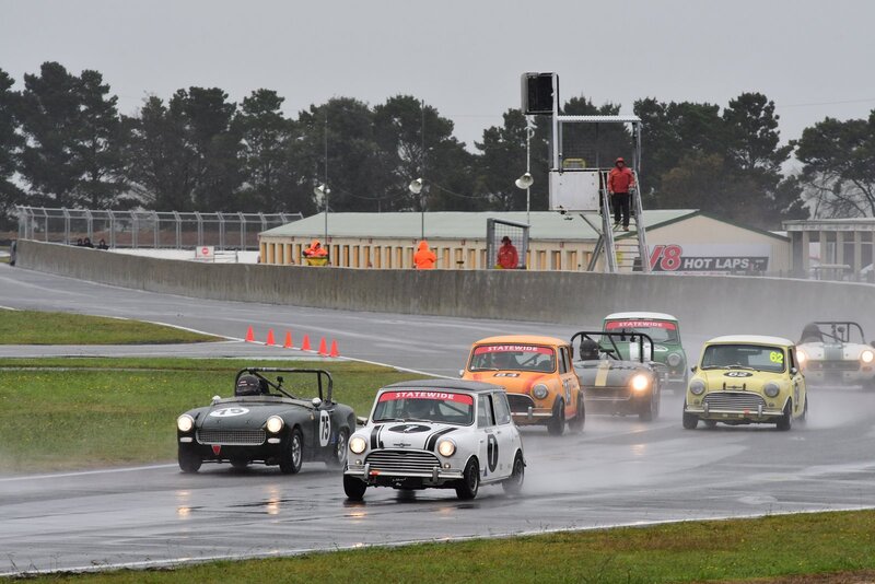 FOS_2764(2).jpg :: 7  Geoffrey Pike (NSW)      Geoffrey Pike                  Morris Cooper S 