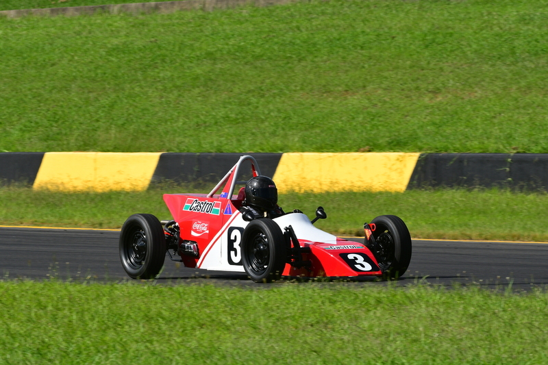 FV1 March 2026-150.jpg :: 3  Don Collyer (NSW)        Don Collyer                    Commando  