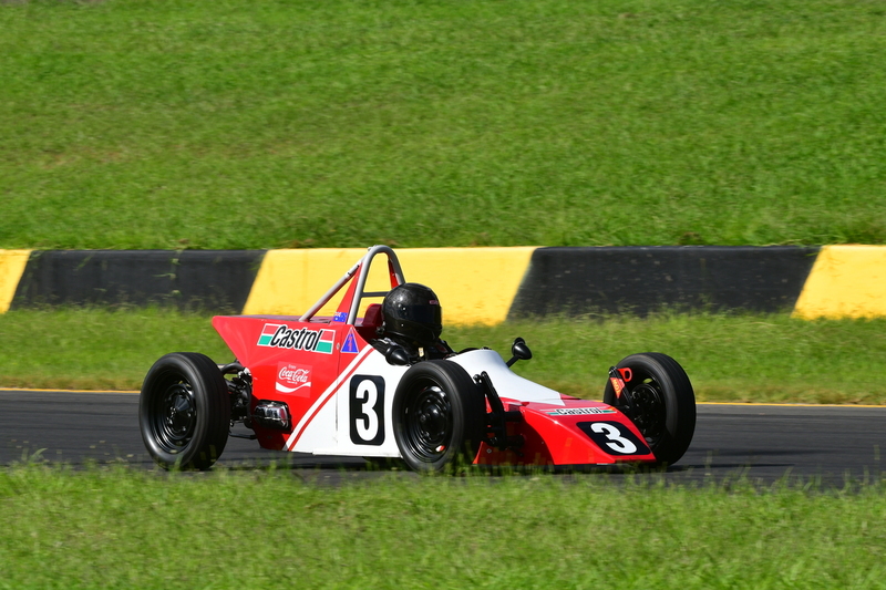 FV1 March 2026-151.jpg :: 3  Don Collyer (NSW)        Don Collyer                    Commando  