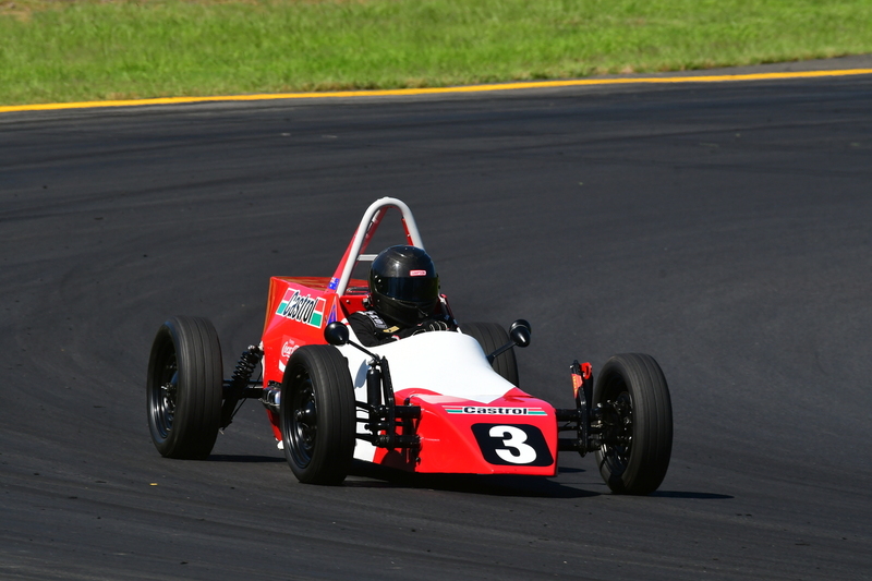 FV1 March 2026-168.jpg :: 3  Don Collyer (NSW)        Don Collyer                    Commando  