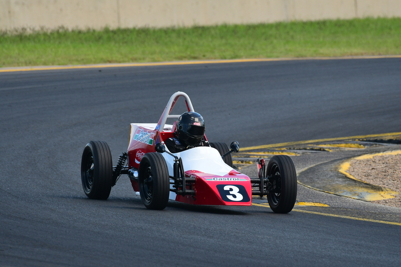 FV1 March 2026-45.jpg :: 3  Don Collyer (NSW)        Don Collyer                    Commando  