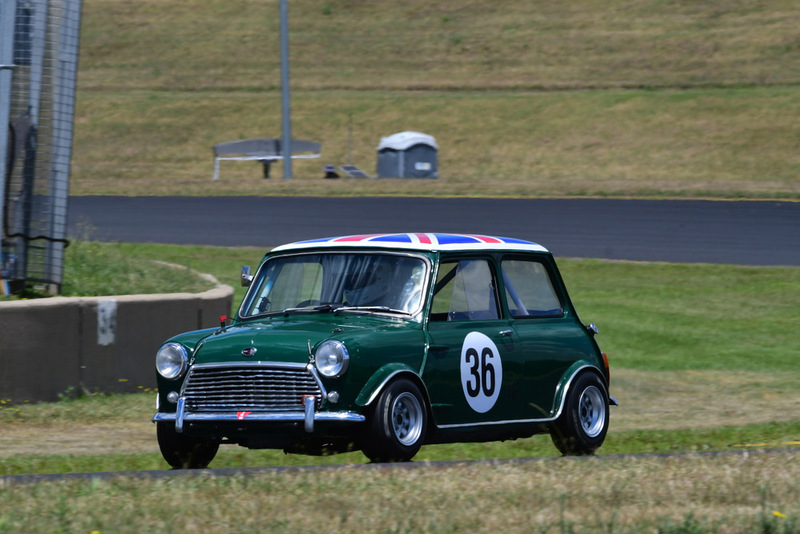 Group N Nov 2025-132.jpg :: 36  David Buckley                  David Buckley (NSW)      1970 Morris Mini
