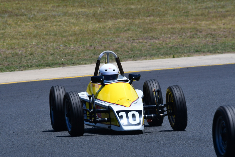 Hvee Nov 2025-102.jpg :: 10  Norm Johnstone (NSW)     Norm Johnstone                 1984 Spectre Formula