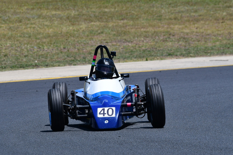 Hvee Nov 2025-103.jpg :: 40  Evelyn McCarthy (ACT)    Evelyn McCarthy                1983 Daveric Mk 5