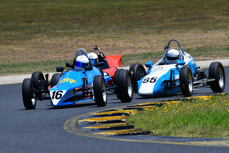 Hvee Nov 2025-110.jpg :: 16  David Cutts (NSW)        David Cutts                    1984 Spectre