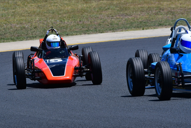 Hvee Nov 2025-112.jpg :: 15  Tony Paynter (NSW)       Tony Paynter                   1971 Stag