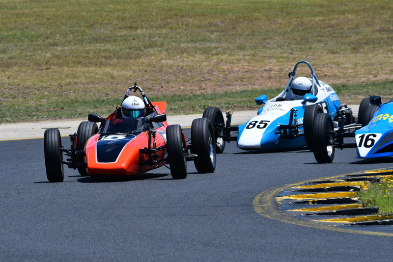 Hvee Nov 2025-127.jpg :: 15  Tony Paynter (NSW)       Tony Paynter                   1971 Stag