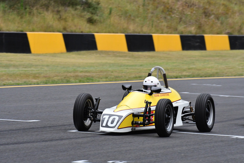 Hvee Nov 2025-14.jpg :: 10  Norm Johnstone (NSW)     Norm Johnstone                 1984 Spectre Formula
