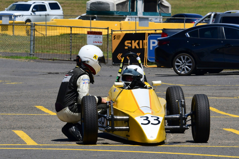 Hvee Nov 2025-21.jpg :: 33  Glynn Briggs (VIC)       Glynn Briggs                   1983 Spectre