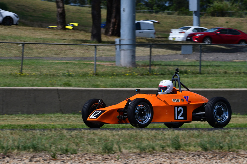 Hvee Nov 2025-29.jpg :: 12  Peter Mohacsi (NSW)      Peter Mohacsi                  1981 Spectre 