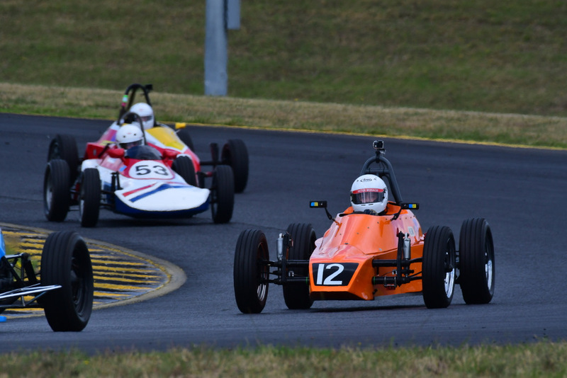 Hvee Nov 2025-55.jpg :: 12  Peter Mohacsi (NSW)      Peter Mohacsi                  1981 Spectre 