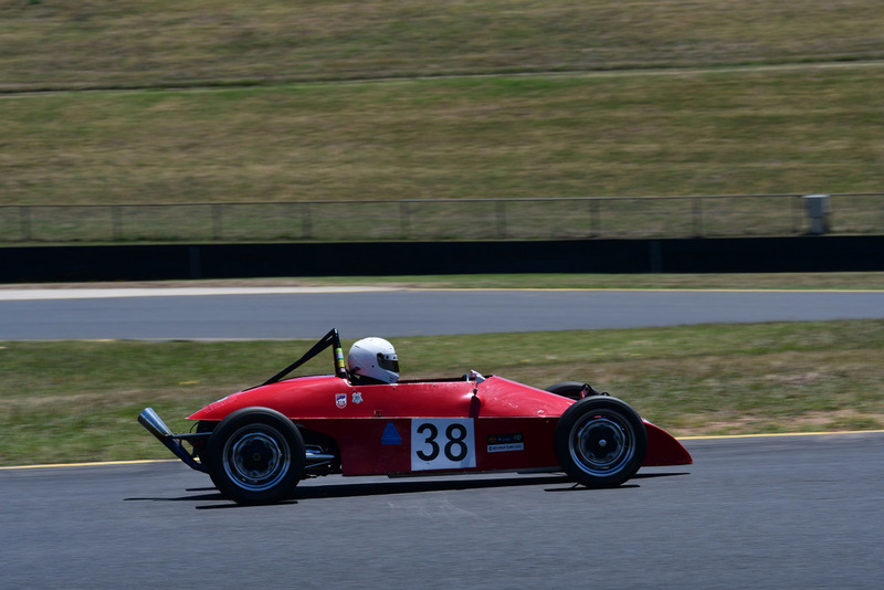 Hvee Nov 2025-78.jpg :: 38  Jonthan Scott (VIC)      Jonthan Scott                  1981 Elfin