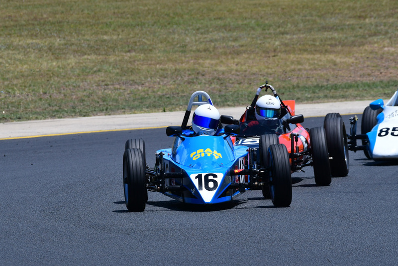 Hvee Nov 2025-92.jpg :: 16  David Cutts (NSW)        David Cutts                    1984 Spectre