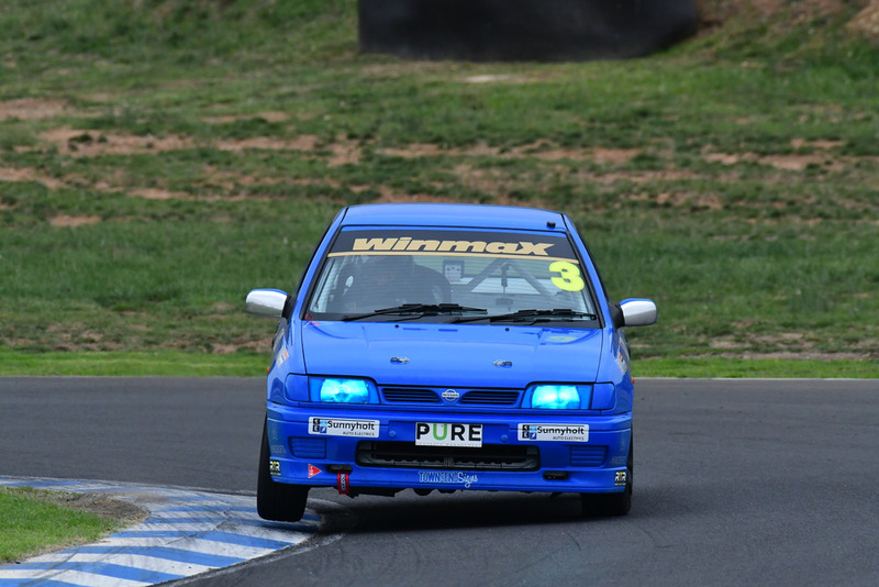 Pulsar Feb 2026-185.jpg :: 3  Ian Joyce (NSW)          Townsend Signs                 Nissan Pulsar N14 