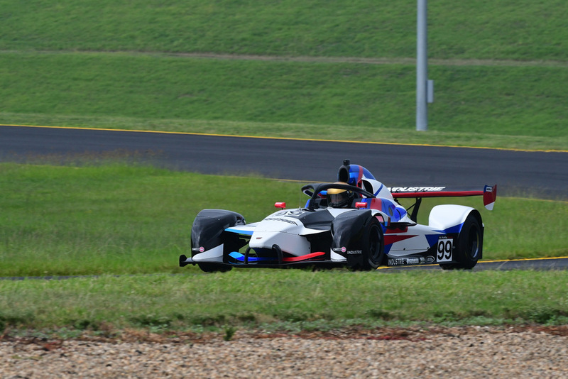 SU Feb 2026-065.jpg :: 99  Nick Kelly (NSW)         Industrie                      Wolf Mistral