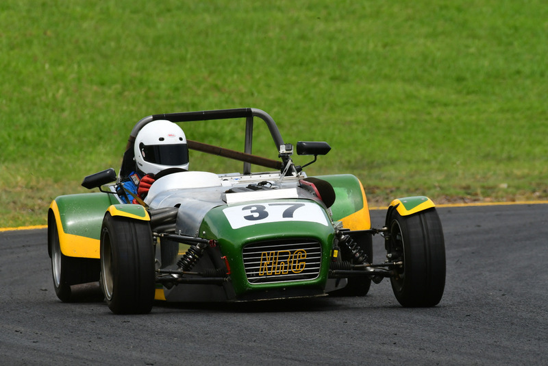 SU Feb 2026-226.jpg :: 37  David Thirlwall (VIC)    Jackie Thirlwall               NRC-2 Clubman 