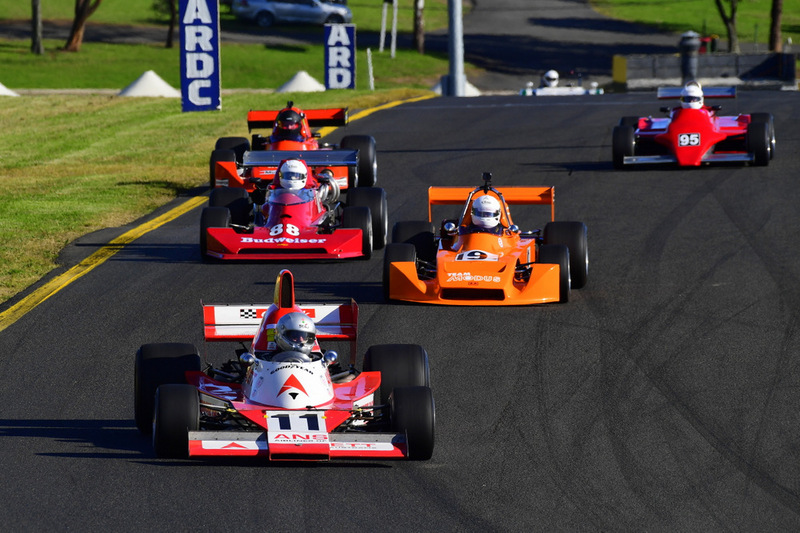 Sun-009.jpg :: 11  Bill Hemming (VIC)       Bill Hemming                   1977 Elfin MR8 