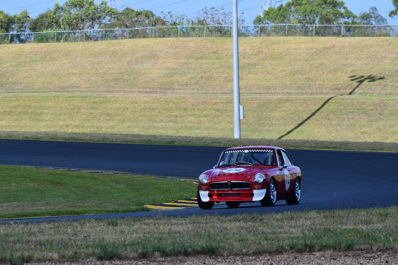 Supersprints Nov 2025 (18).jpg :: 72  Steve Perry (NSW)        Steve Perry                    1968 MGC GT      