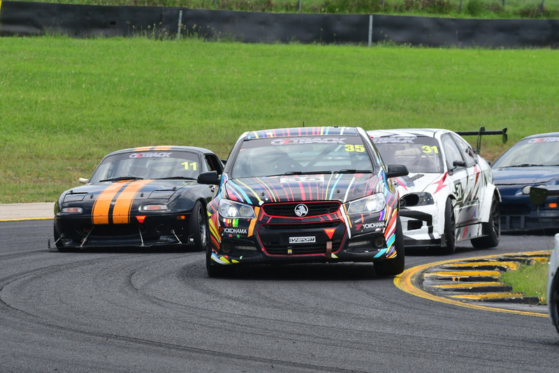 TT Feb 2026-259.jpg :: 35  David Seraglio (NSW)     Access Pipelines               Holden Commodore VF 