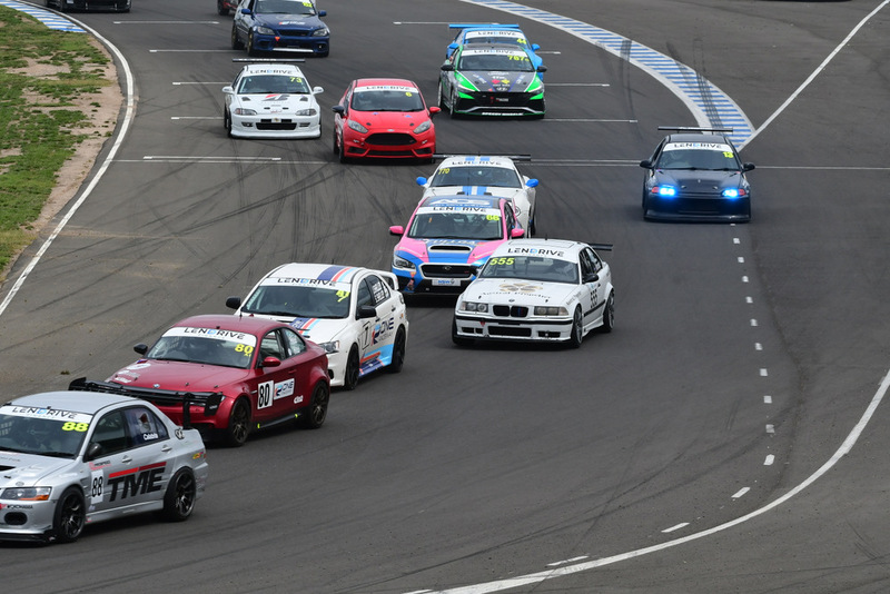 Wakefield 300 March 2026-370.jpg :: 555  D.Vincent/M.Geoghegan    Austral Propeller              BMW E36 