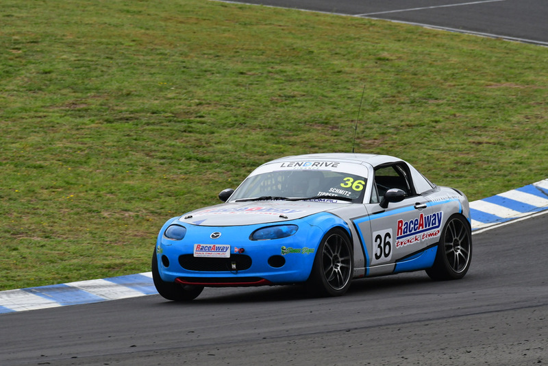 Wakefield 300 March 2026-623.jpg :: 36  R.Schmitz/B.Howard       Raceaway Track Time            Mazda MX5    