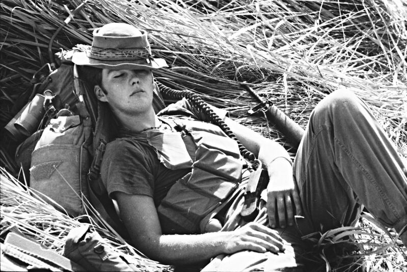 1st Air Cav Division - V1005E.jpg :: 1st Cav Div, Vietnam War - US ARMY PHOTO: For the grunts, like this young man in the 1st Cavalry Division on patrol in III Corps late in 1970, a nap was a good thing to grab anytime it was safe to do so.