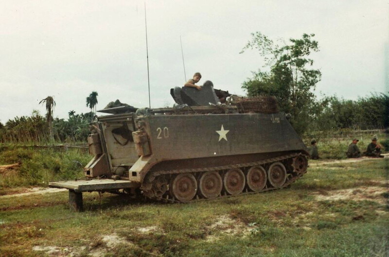 25th Inf Div (4th Cav) - V27113M.jpg :: 25th Inf Div, 4th Cav, Vietnam War - US ARMY PHOTO: M113 apc 3/4th Cavalry, 25th Infantry Division \