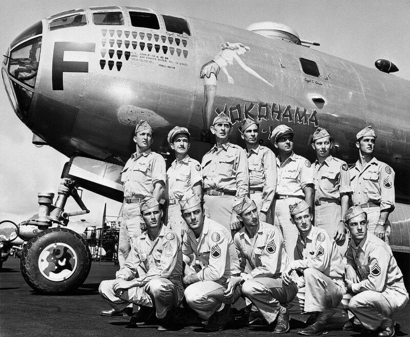 B-29 Superfortress - AA11515H.jpg :: B-29/F-13 Superfortress, 21st Bomber Command, WW II - US ARMY AIRFORCE PHOTO: Yokohama Yo-Yo crew standing by Boeing B-29/F-13 Superfortress.  The world remembers the pictures taken from the Yokohama Yo-Yo original crew, piloted by Walter Scheffe  over Hiroshima. Scheffe and his 10-member crew documented in photographs the secret mission to drop the first of two atomic bombs that ended World War II. The photo is of the 21st Bomber Command and the B-29 Yokohama Yo-Yo crew that flew photo reconnaissance missions in the Pacific during World War II. In the back row, left to right, are Wayne E. Dameron, Robert A. Milam, Pat McCarthy, Harold L. Wood, Anthony F. Iovino, Joseph F. Morgan, and Gerald Turner. Kneeling in the front row are Jack F. Billingsley, Victor Beer, Thomas F. O'Connor, and Robert S. Doam. 