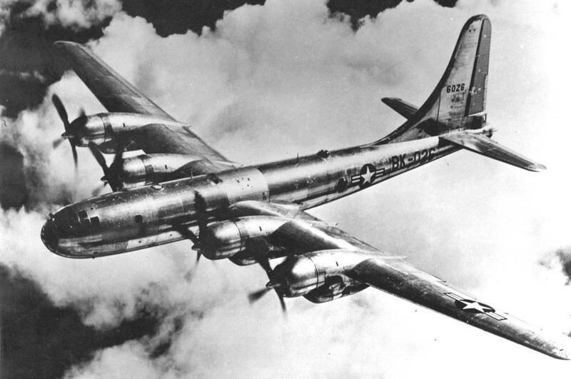 North American Aviation - Superfortress (RB-50A) - AF1211H.jpg :: North American Aviation - Tornado, RB-50A, Superfortress, Post-WW II - US AIR FORCE PHOTO: Superfortress - Lucky Lady II (RB-50A) in flight, no date or destination noted, circa 1948-1950.