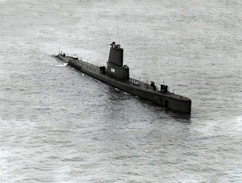 USS Angler (SS-240) - N9408L.jpg :: USS Angler (SS-240), Submarine, Vietnam War - US NAVY PHOTO: Starboard side view of the USS Angler (SSK-240), 1963.
