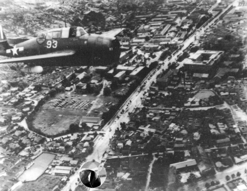 USS Antietam (CV-36) - N484G.jpg :: USS Antietam (CV-36), Aircraft Carrier, Post-WW II - US NAVY PHOTO: Aerial of Jinsen (Inchon), Korea, 19 Sep 1945. Photographed by aircraft from USS Antietam (CV-36).