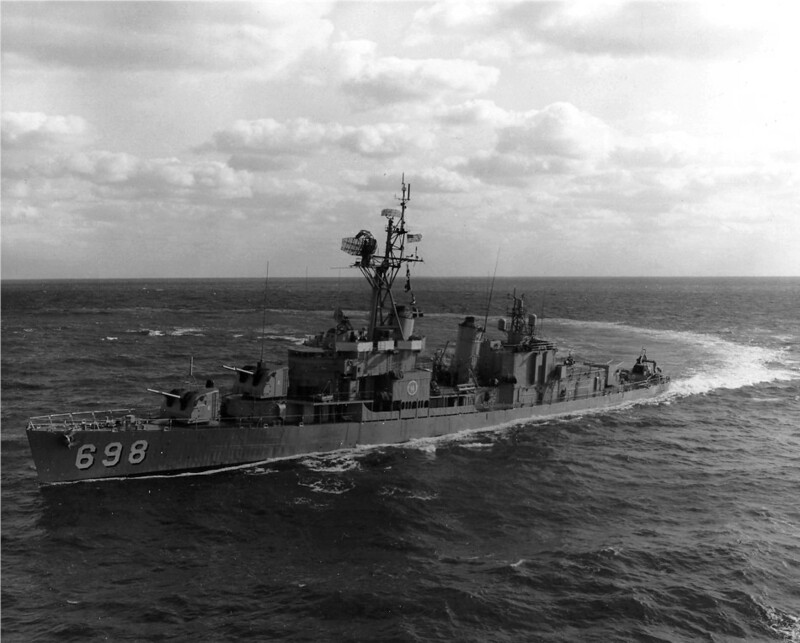 USS Ault (DD-698) - N6719F.jpg :: USS Ault (DD-698), Destroyer, Vietnam War - US NAVY PHOTO: USS Ault (DD 698) in the Atlantic Ocean, 25 Jan 1967, just prior to her deployment to Vietnam.